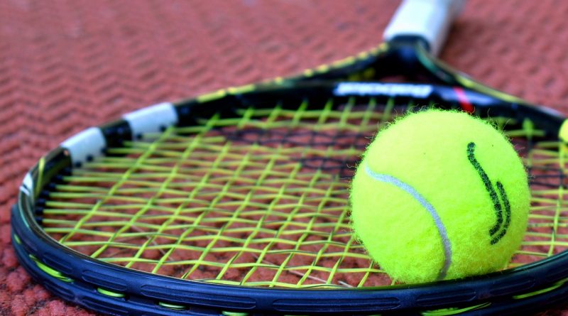 Handvest bak Me Tennissen in Limburg – Bieos-Omroep